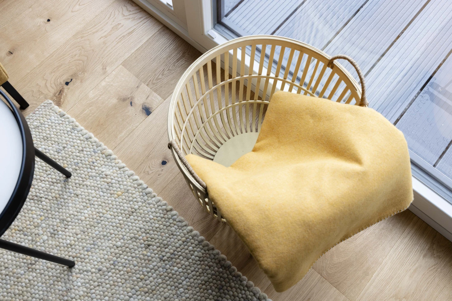 Pier 21 FINE LOFTS, Badezimmer, Flaschen auf Waschbeckenablage