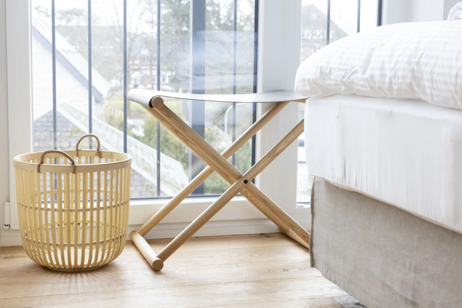 Pier 21 FINE LOFTS, Badezimmer, Flaschen auf Waschbeckenablage