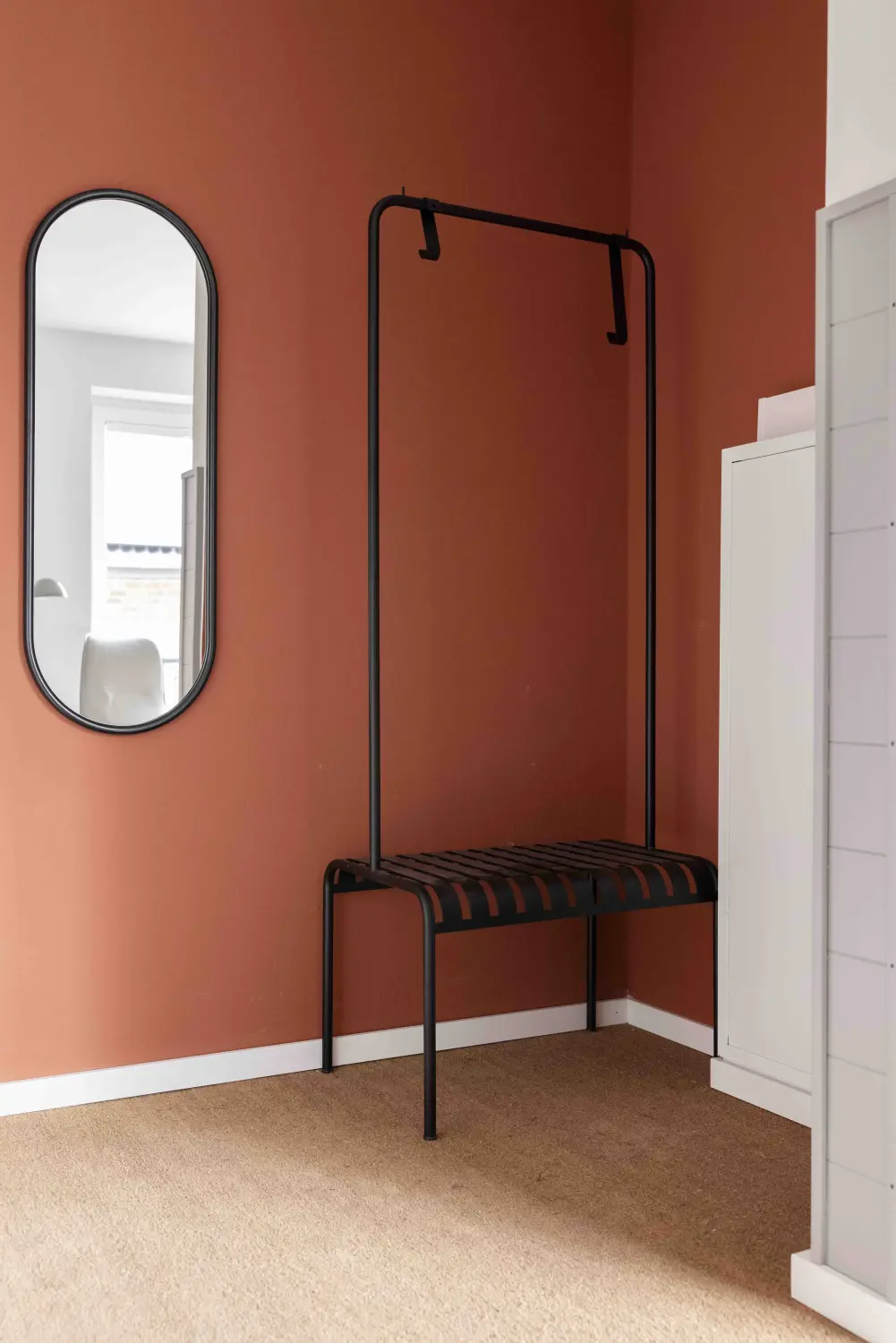 Pier 21 FINE LOFTS, Badezimmer, Flaschen auf Waschbeckenablage