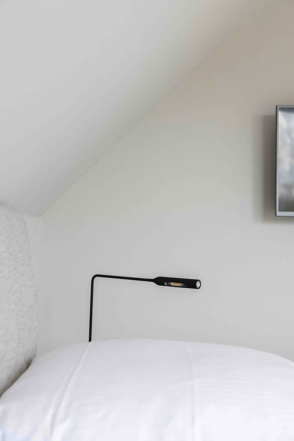 Pier 21 FINE LOFTS, Badezimmer, Flaschen auf Waschbeckenablage