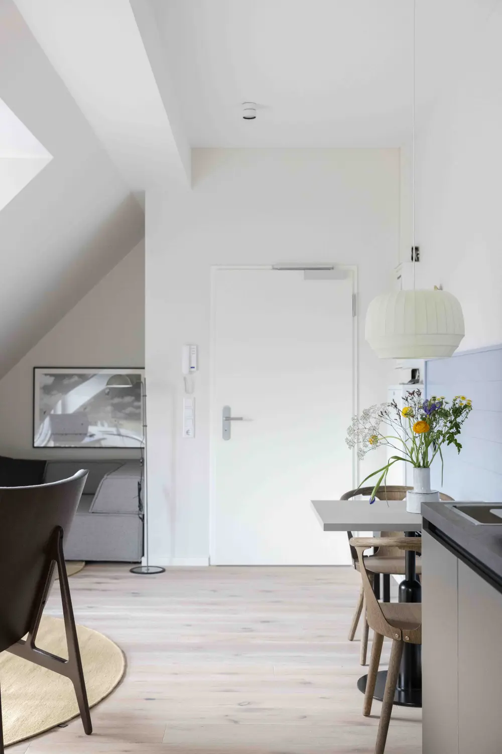 Pier 21 FINE LOFTS, Badezimmer, Flaschen auf Waschbeckenablage